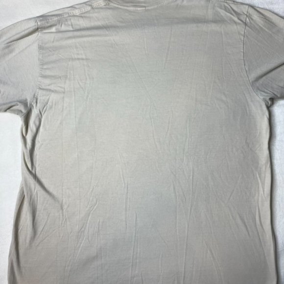 Vintage Threadless shirt - A Geek Legend - by Donald Lim - Picture 2 of 2